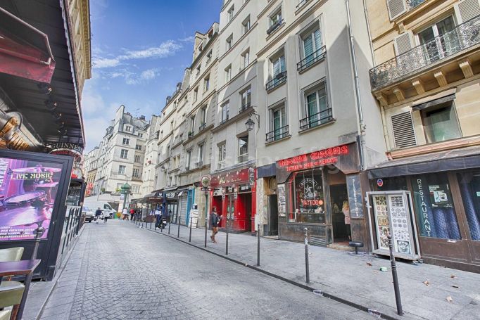 Rue des Lombards - Paris 1er Louvre - Les Halles