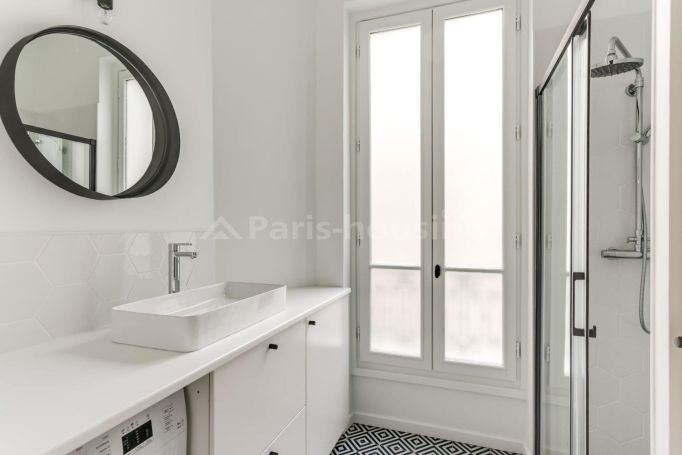 Rue de la Boetie - Paris 8ème Élysée - Saint - Philippe du Roule