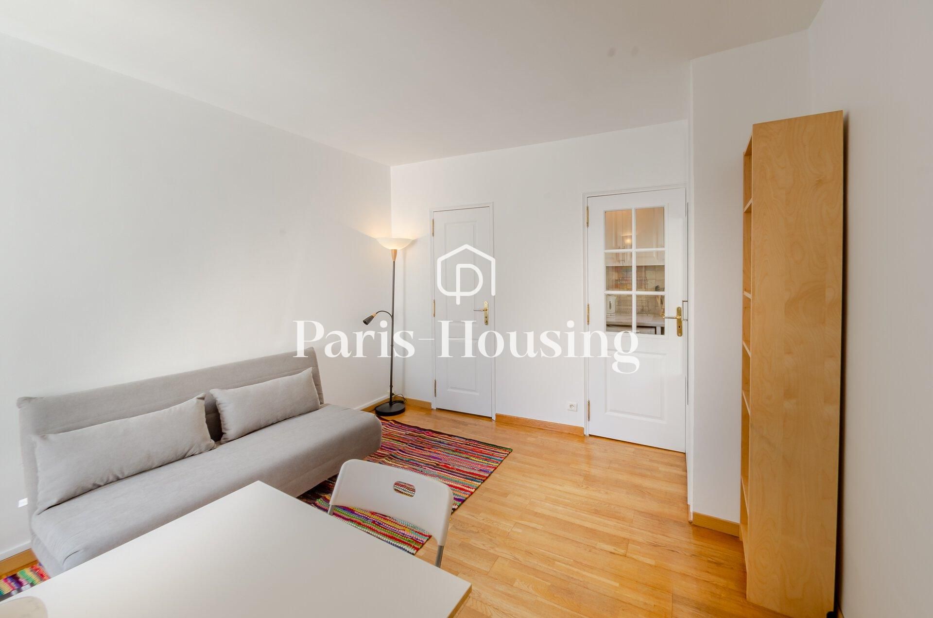 Studio for rent furnished, Paris 7ème, 1 room, 18.3m2 - Ref: 140253 - Paris-housing - Image 2