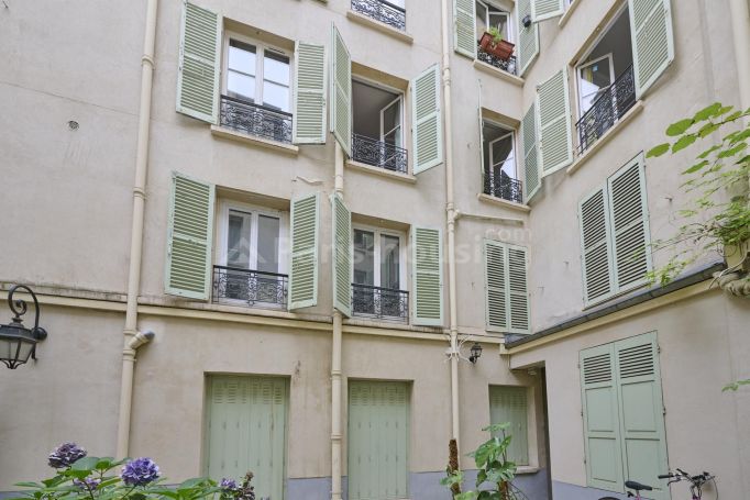 Rue de Bourgogne - Paris 7ème Palais-Bourbon - Invalides