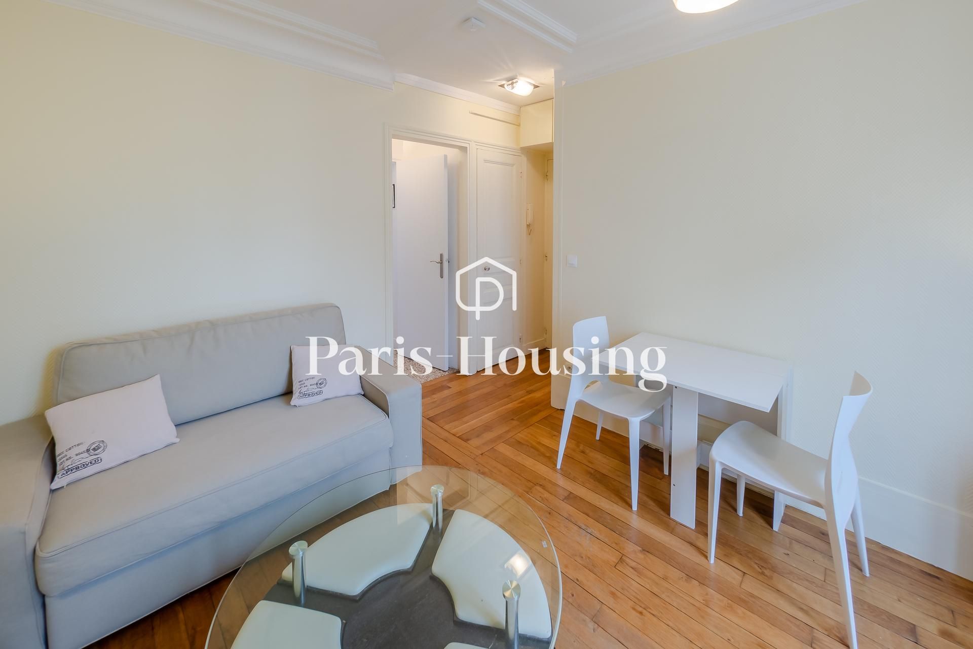 Location appartement meublé, Paris 17ème, 2 pièces, 30m2 - Ref: 140425 - Paris-housing - Image 3