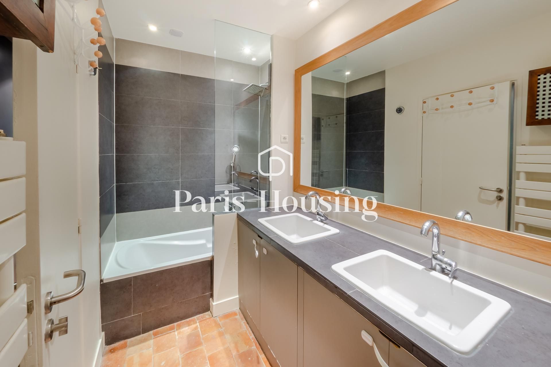 Appartement à vendre, Paris 17ème, 4 pièces, 86.14m2 - Ref: 140454 - Paris-housing - Image 11