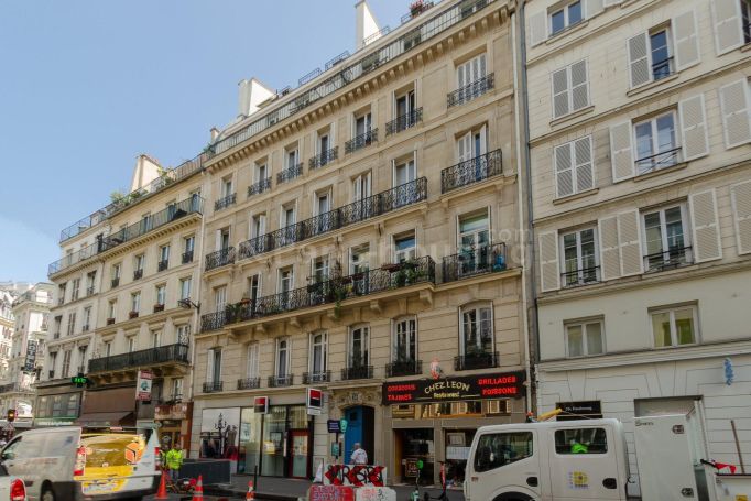 Rue du Faubourg Montmartre - Paris 9ème Opéra - Lafayette - Richer
