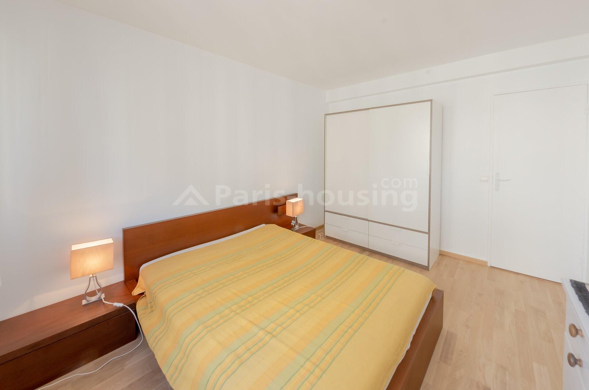 Apartment for rent furnished, Paris 15ème, 2 bedrooms, 73m2 - Ref: 140593 - Paris-housing - Image 6