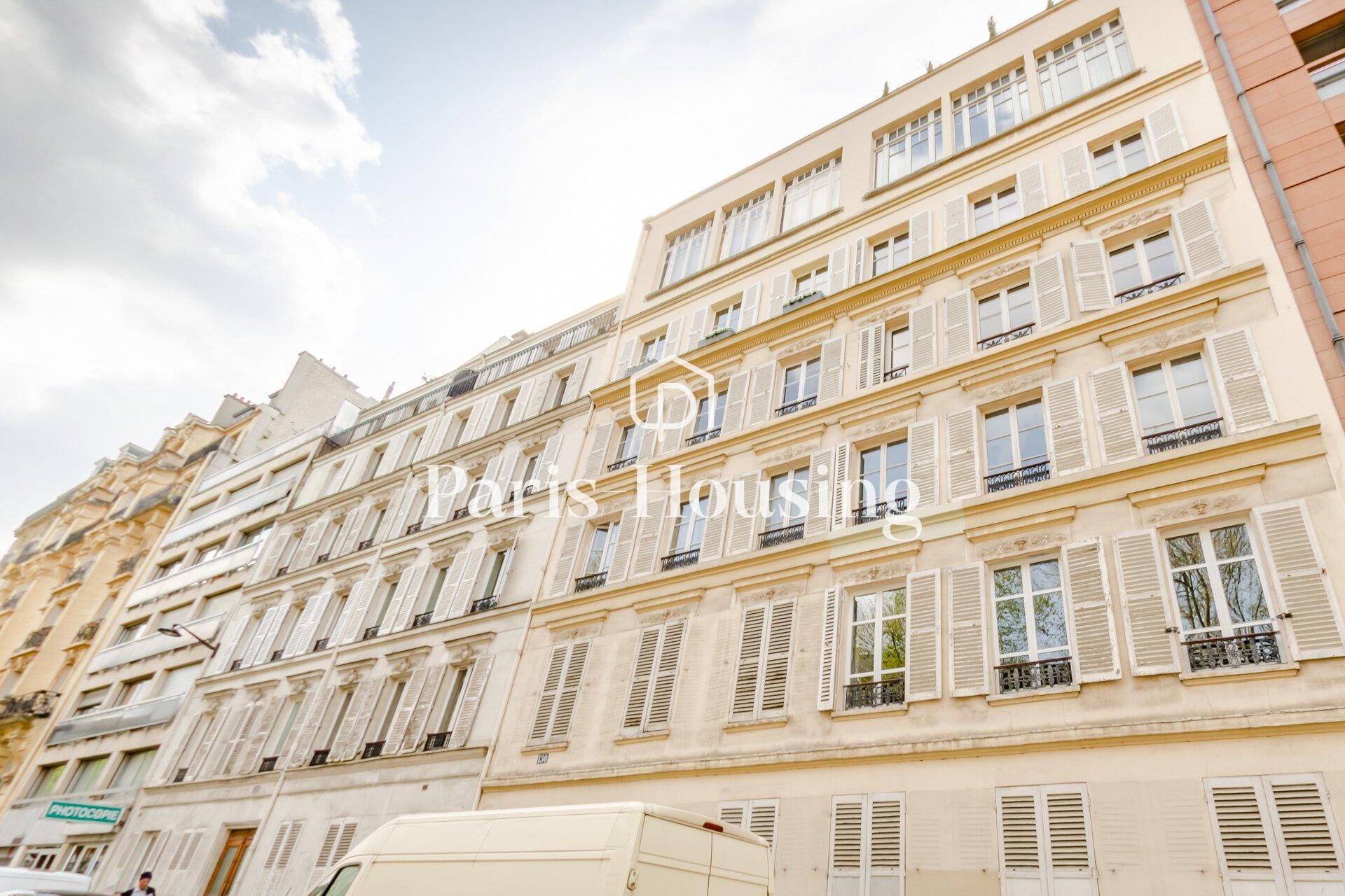 Location appartement meublé, Paris 6ème, 4 pièces, 81m2 - Ref: 140598 - Paris-housing - Image 14