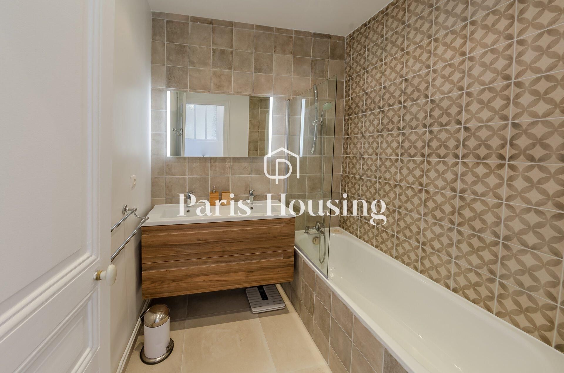 Location appartement meublé, Paris 7ème, 4 pièces, 95m2 - Ref: 140599 - Paris-housing - Image 10