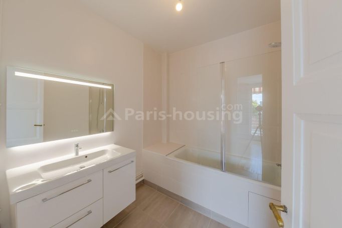 Rue de l'Université - Paris 7ème Palais-Bourbon - Gros Caillou