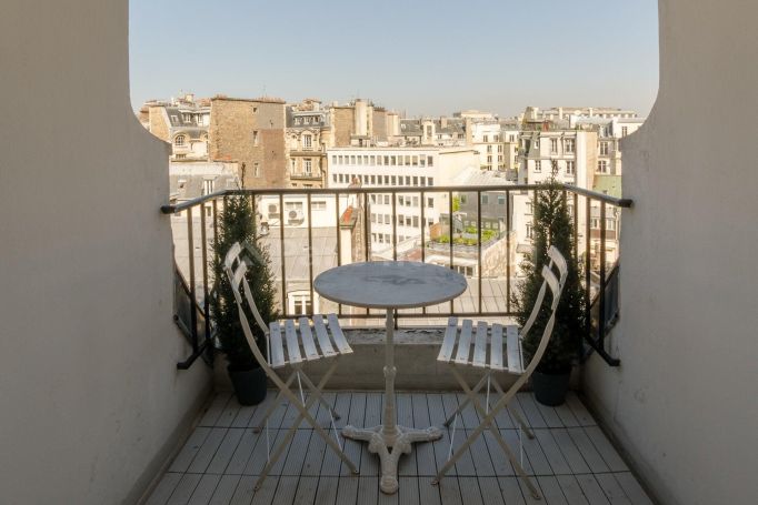 Rue Quentin Bauchart - Paris 8ème Élysée - Triangle d'Or