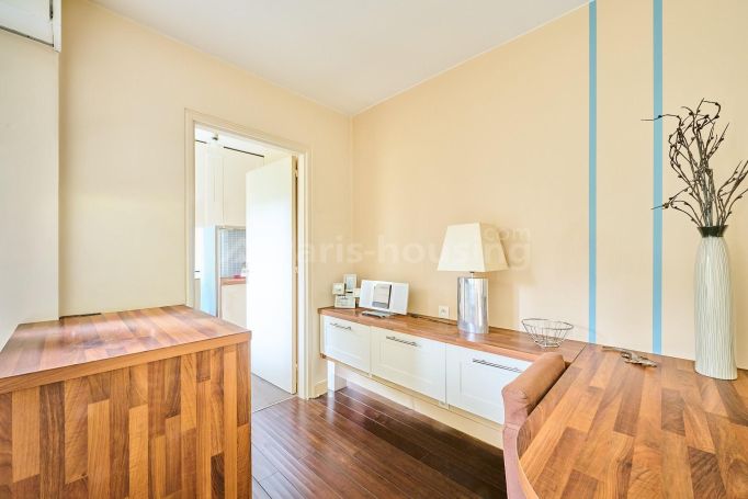 Type: Apartment for rent status: furnished, Paris 15ème, 1 bedroom, 45.36 m² living area