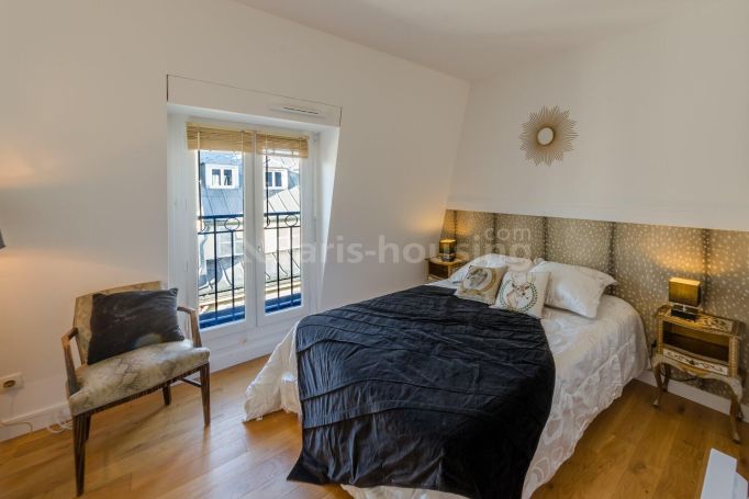 Rue de Chateaudun - Paris 9ème Opéra - Lafayette - Richer