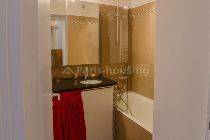 Rue de Chateaudun - Paris 9ème Opéra - Lafayette - Richer