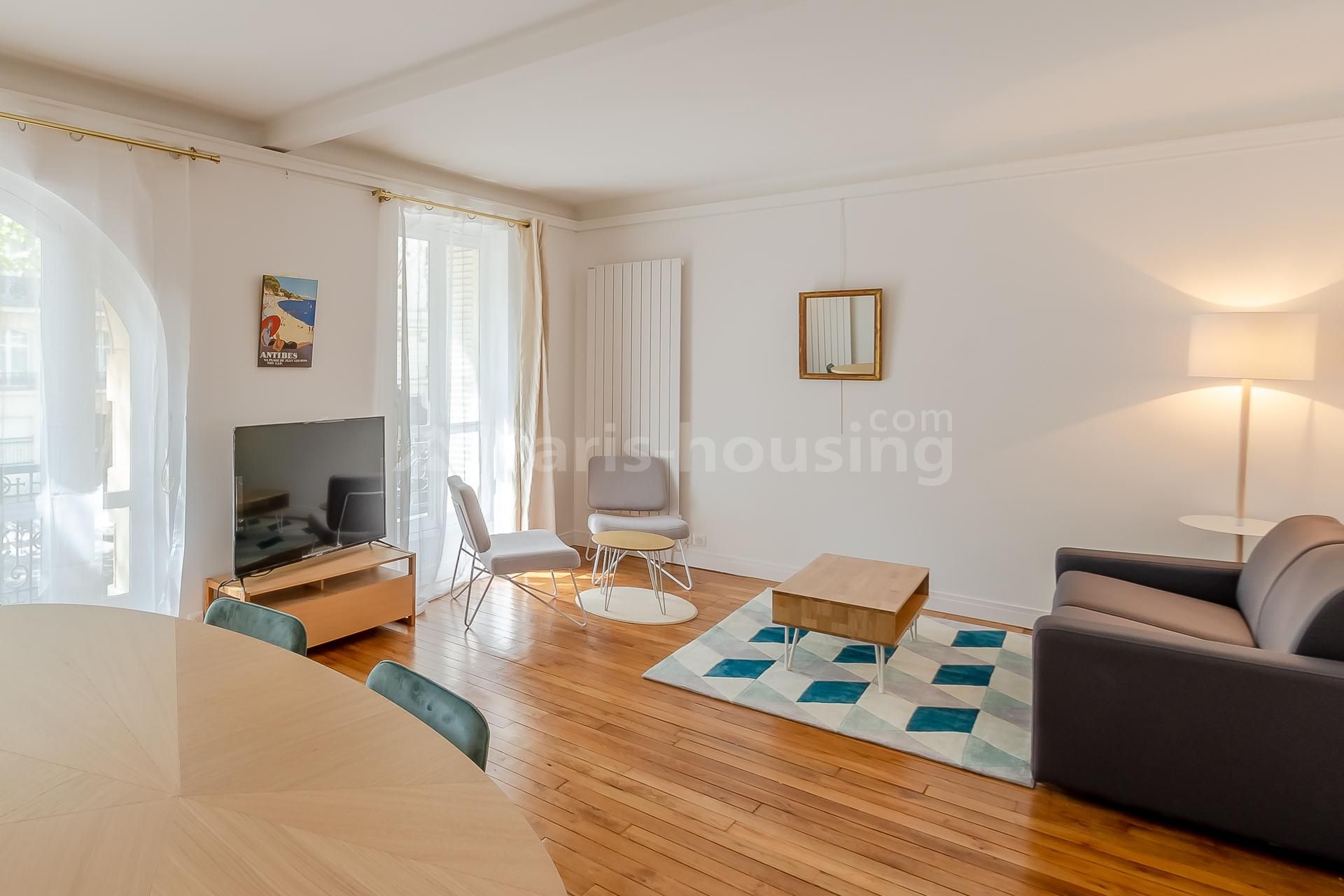 Apartment for rent furnished, Paris 7ème, 1 bedroom, 47.9m2 - Ref: 140800 - Paris-housing - Image 2