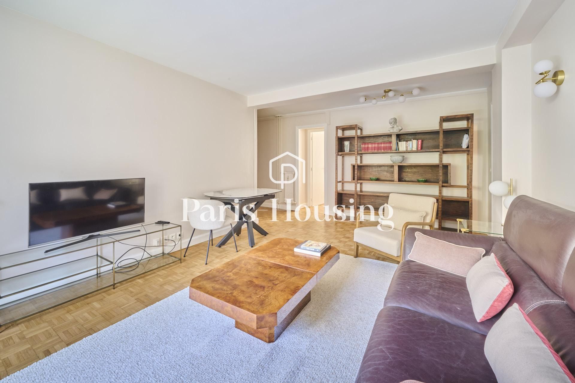 Apartment for rent furnished, Paris 7ème, 2 bedrooms, 72m2 - Ref: 140874 - Paris-housing - Image 2