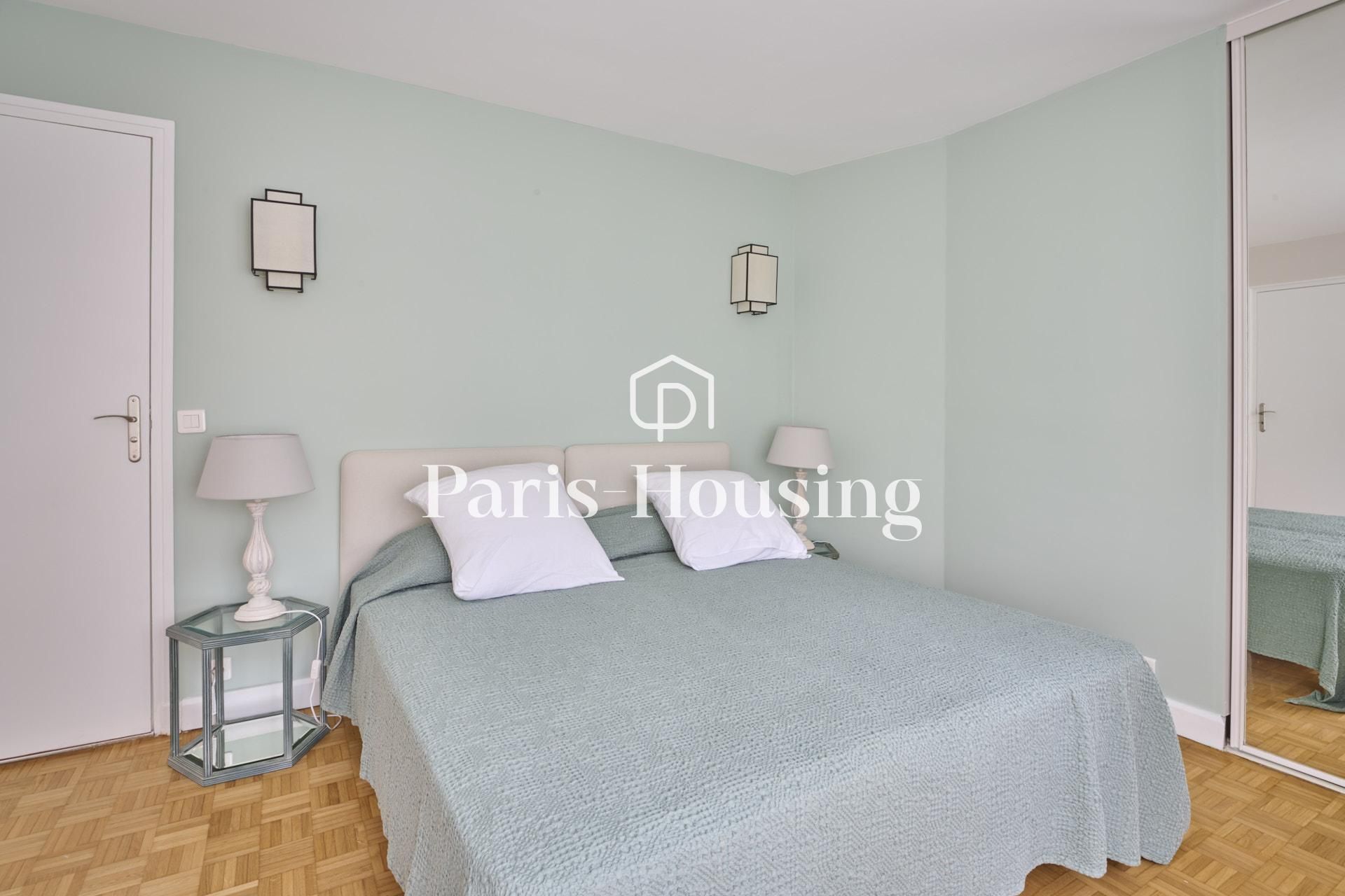 Apartment for rent furnished, Paris 7ème, 2 bedrooms, 72m2 - Ref: 140874 - Paris-housing - Image 6