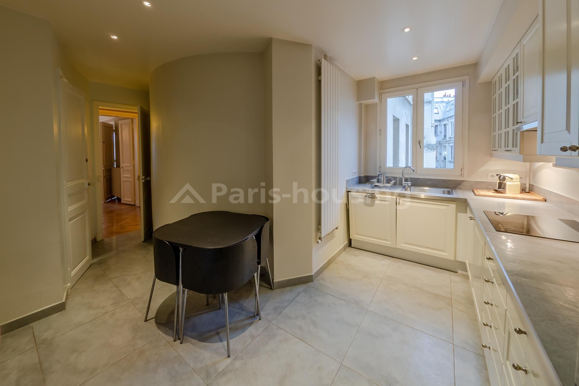 Location appartement meublé, Paris 7ème, 4 pièces, 84.72m2 - Ref: 140920 - Paris-housing - Image 9