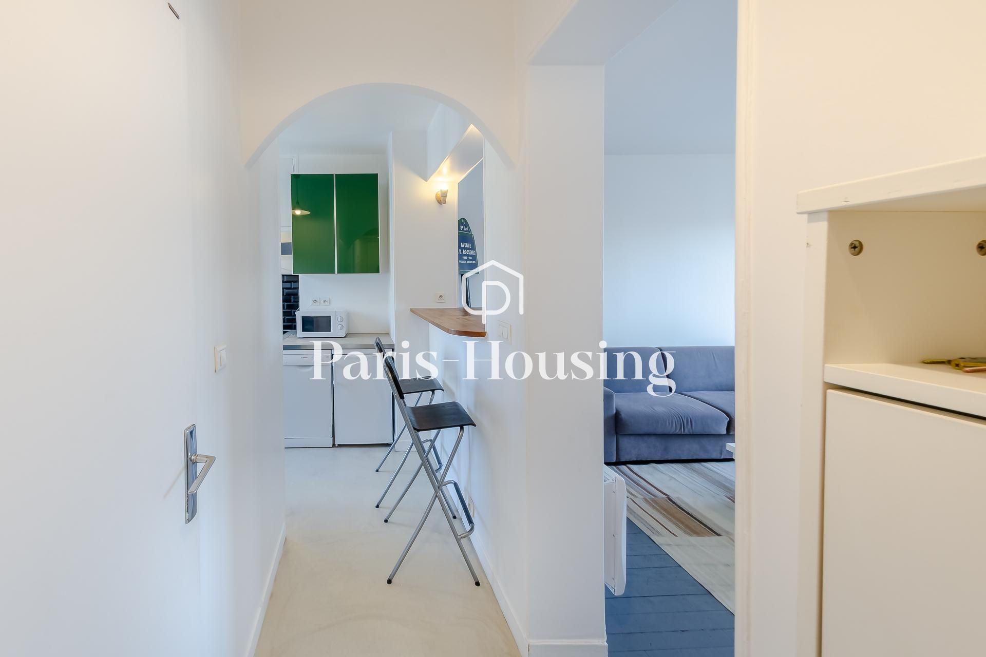 Location studio meublé, Paris 7ème, 1 pièce, 29.47m2 - Ref: 140931 - Paris-housing - Image 3