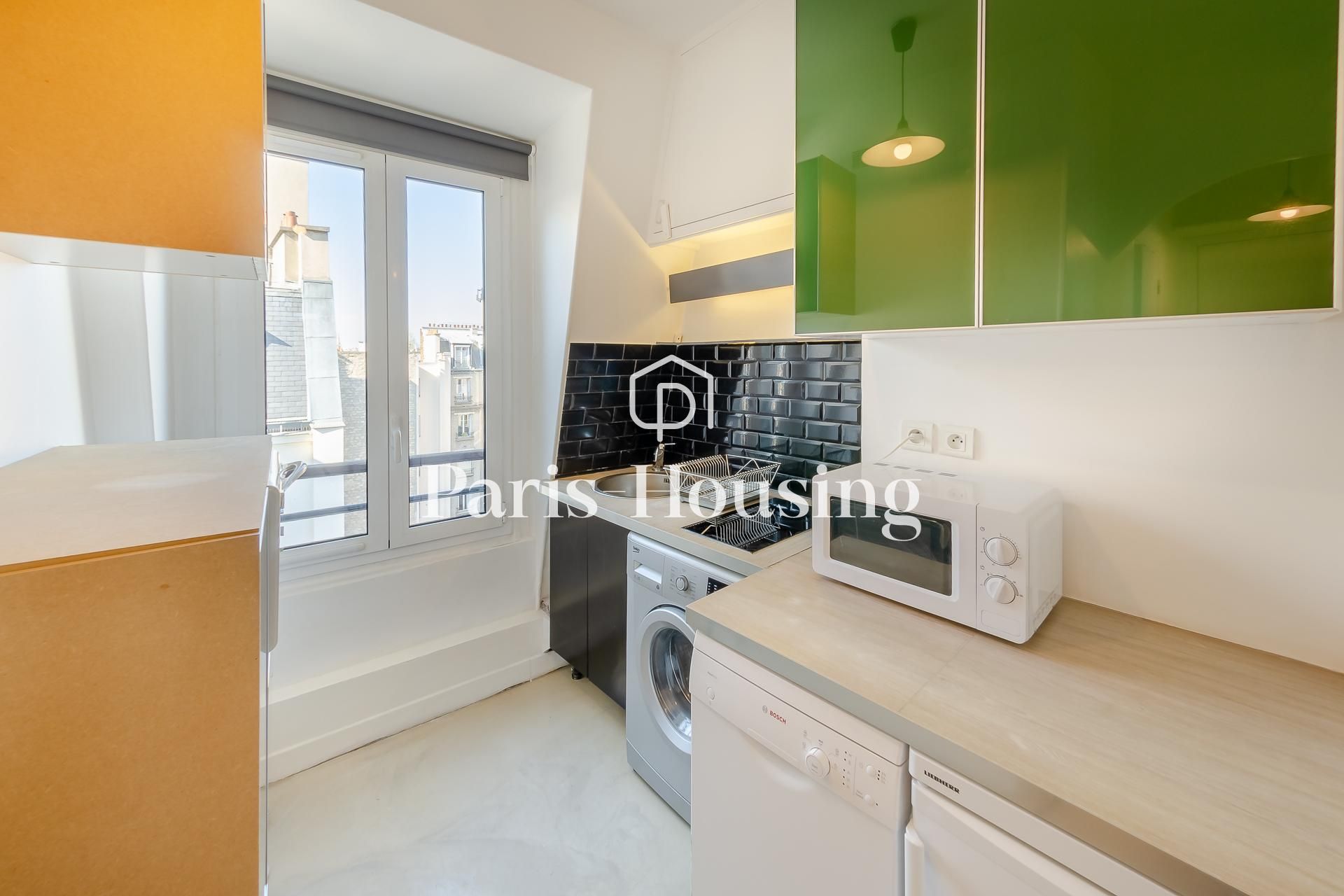 Location studio meublé, Paris 7ème, 1 pièce, 29.47m2 - Ref: 140931 - Paris-housing - Image 4