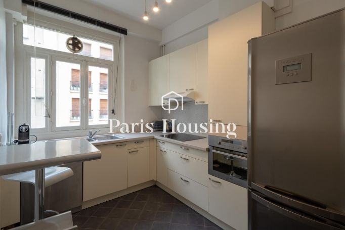 Type&nbsp;: Appartement à vendre, Paris 16ème, 5 pièces, 130.6 m² surf. habitable