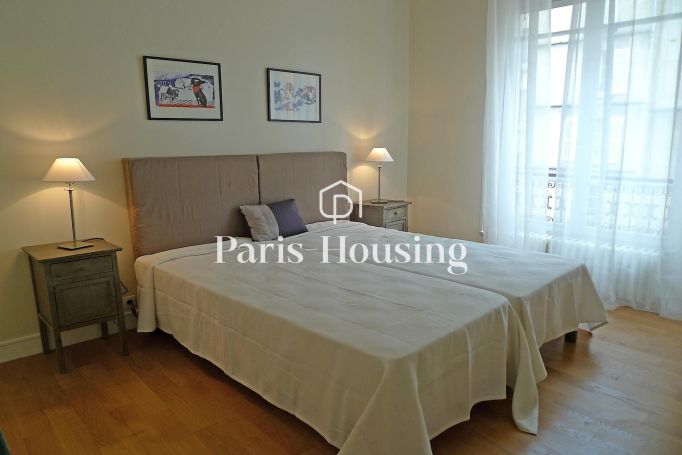 Type&nbsp;: Appartement à vendre, Paris 16ème, 5 pièces, 130.6 m² surf. habitable