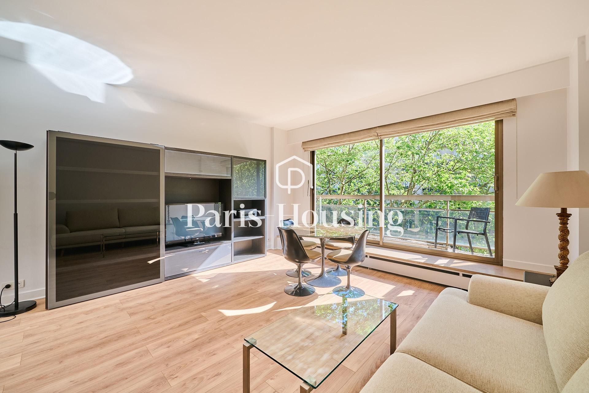 Apartment for rent furnished, Paris 7ème, 1 bedroom, 55.89m2 - Ref: 140989 - Paris-housing - Image 2