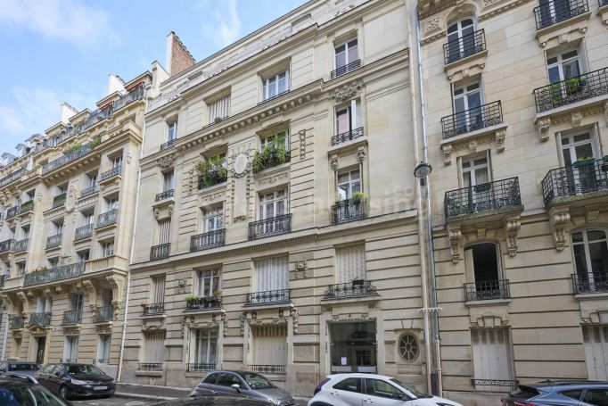 Rue du Sergent Hoff - Paris 17ème Batignolles-Monceau - Courcelles - Wagram