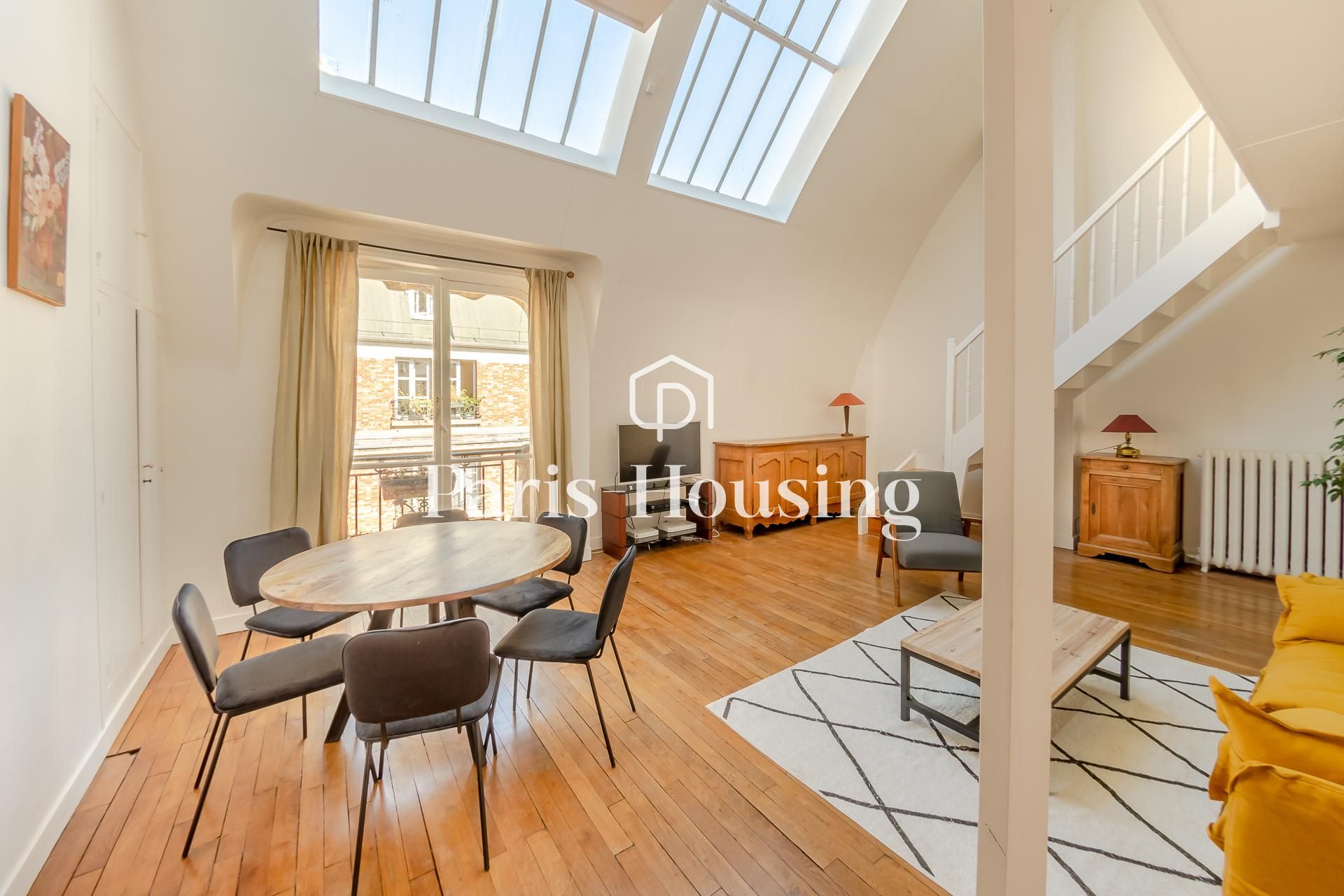 Apartment for rent furnished, Paris 7ème, 2 bedrooms, 88.9m2 - Ref: 141007 - Paris-housing - Image 2