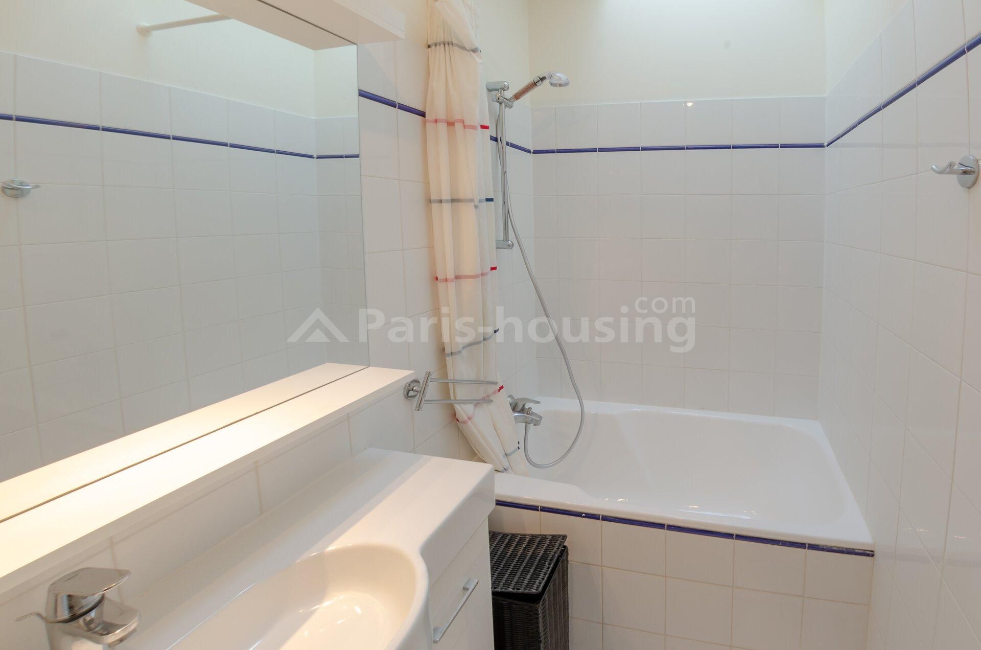 Location appartement meublé, Paris 16ème, 2 pièces, 45m2 - Ref: 141080 - Paris-housing - Image 10