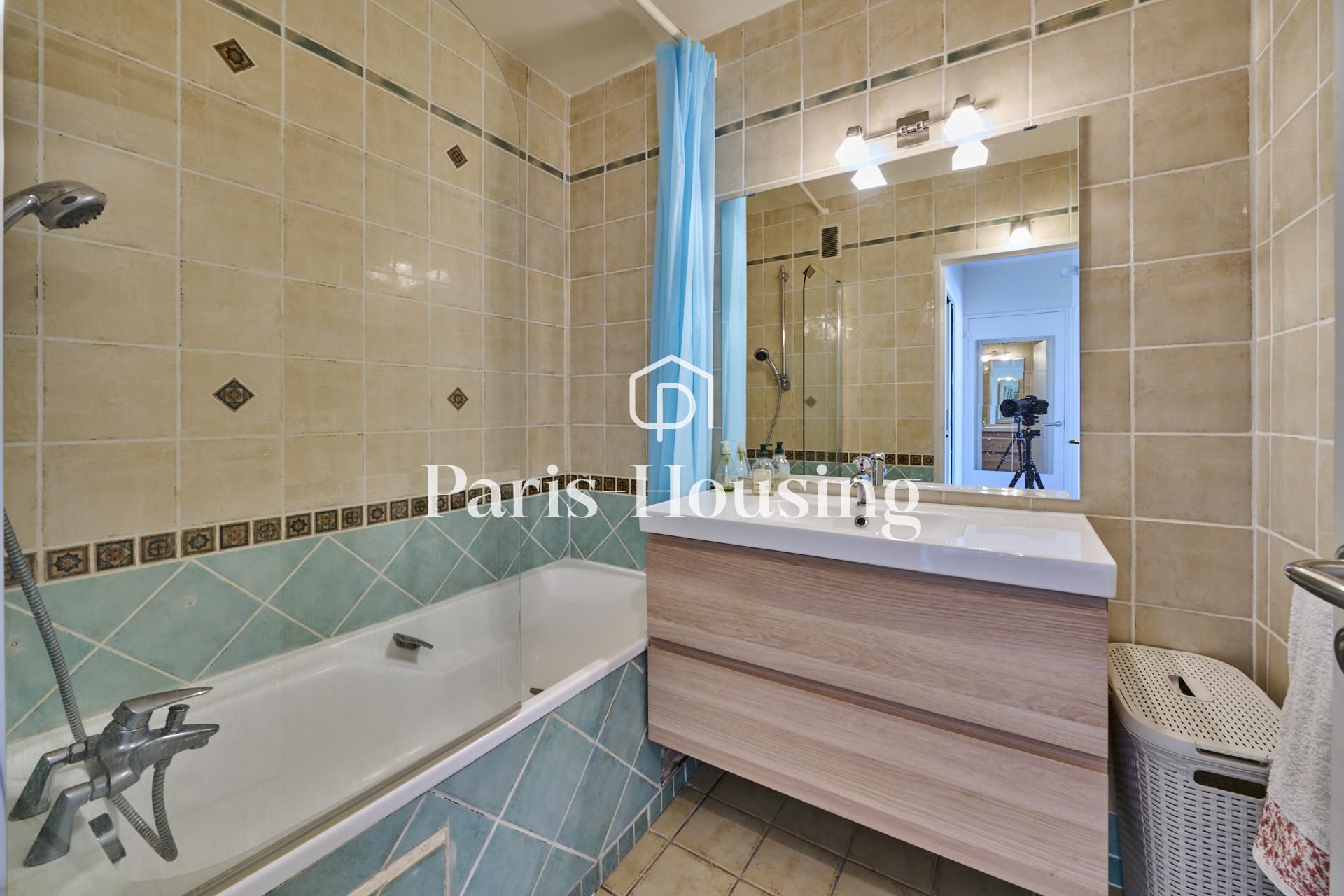 Apartment for rent furnished, Paris 15ème, 2 bedrooms, 84m2 - Ref: 141086 - Paris-housing - Image 13
