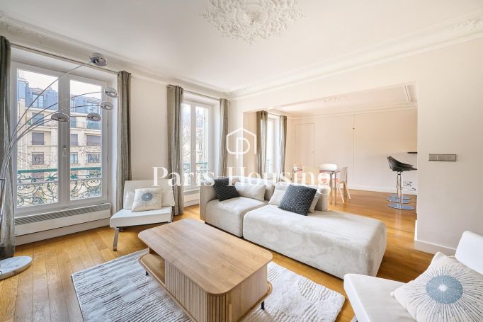 Location appartement , Paris 7ème, 4 pièces, 82.28m² surf. habitable