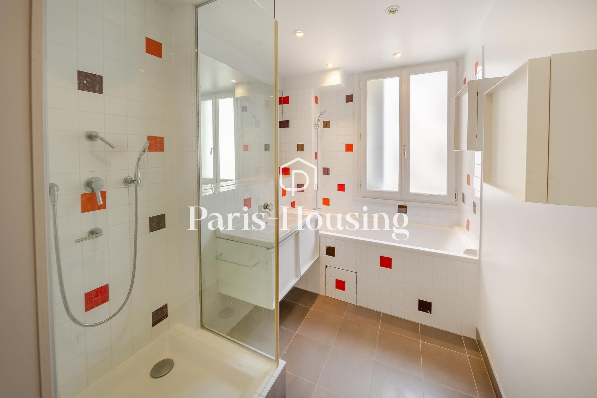 Apartment for rent furnished, Paris 7ème, 2 bedrooms, 82.28m2 - Ref: 141103 - Paris-housing - Image 9