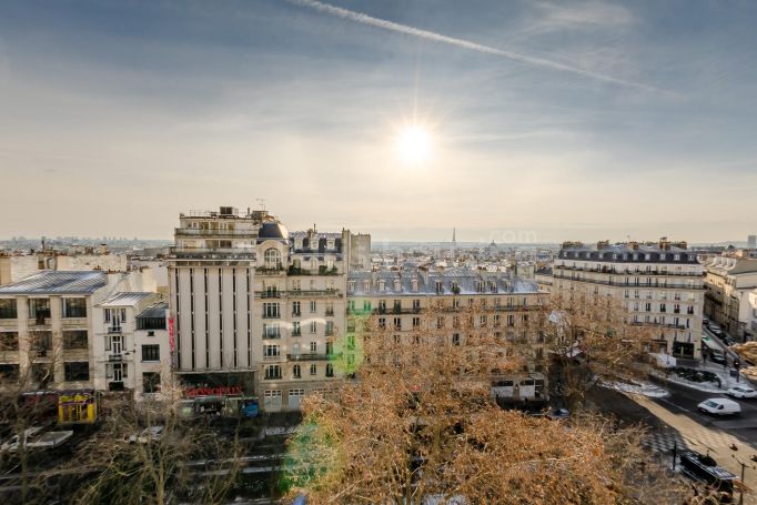 Boulevard de Clichy - Paris 18ème Butte-Montmartre - Grandes Carrières - Clichy