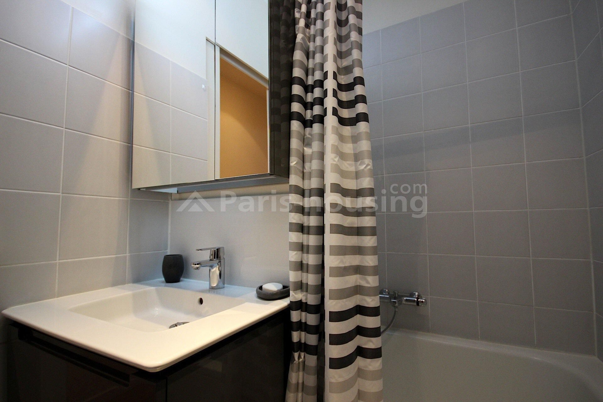 Apartment for rent furnished, Paris 7ème, 1 bedroom, 32m2 - Ref: 141123 - Paris-housing - Image 8