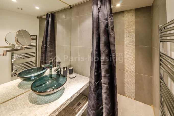 Rue Portalis - Paris 8ème Élysée - Europe