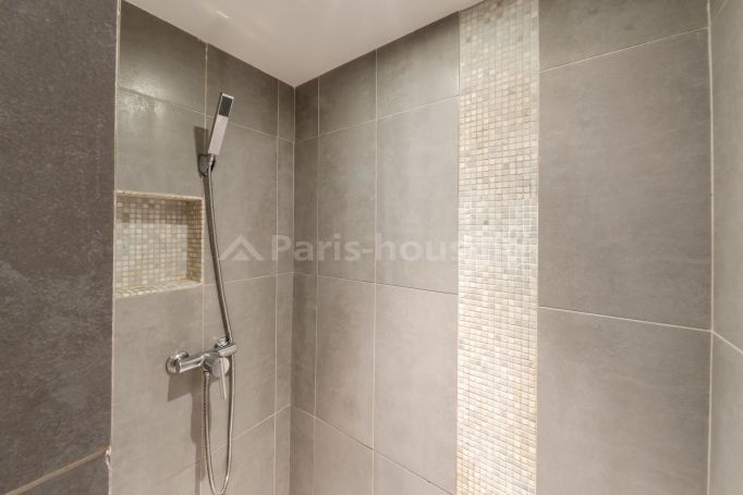 Rue Portalis - Paris 8ème Élysée - Europe