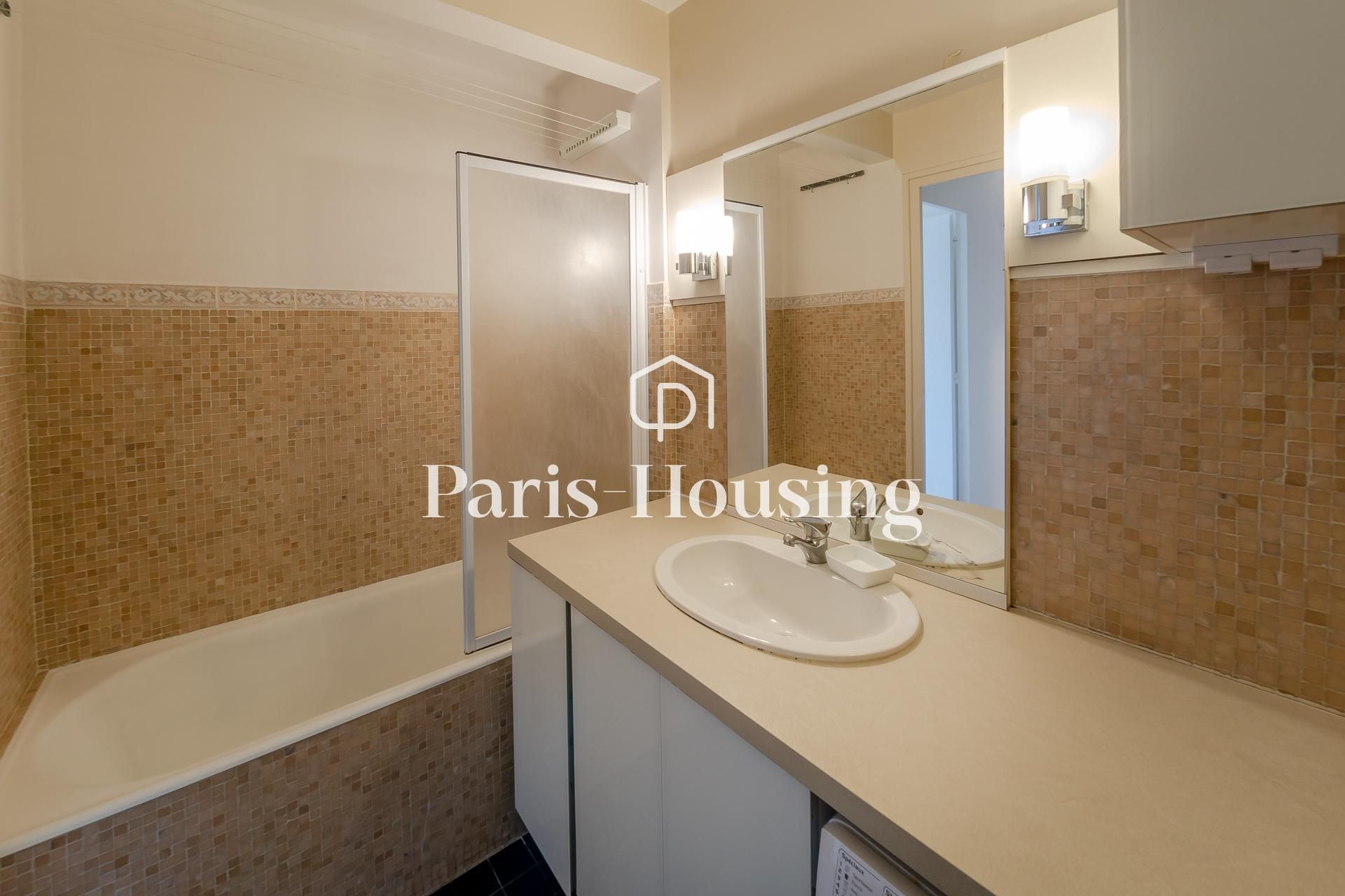 Location appartement meublé, Paris 15ème, 2 pièces, 48.26m2 - Ref: 150045 - Paris-housing - Image 11