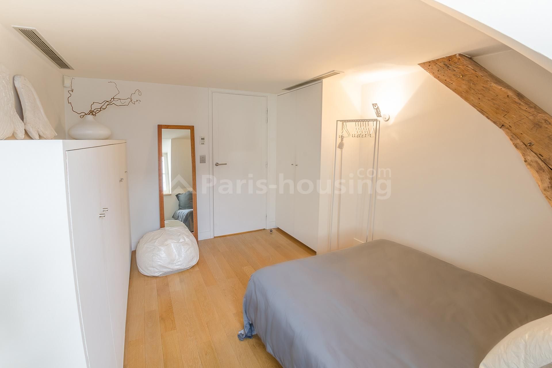 Apartment for rent furnished, Paris 2ème, 3 bedrooms, 121.79m2 - Ref: 160069 - Paris-housing - Image 12