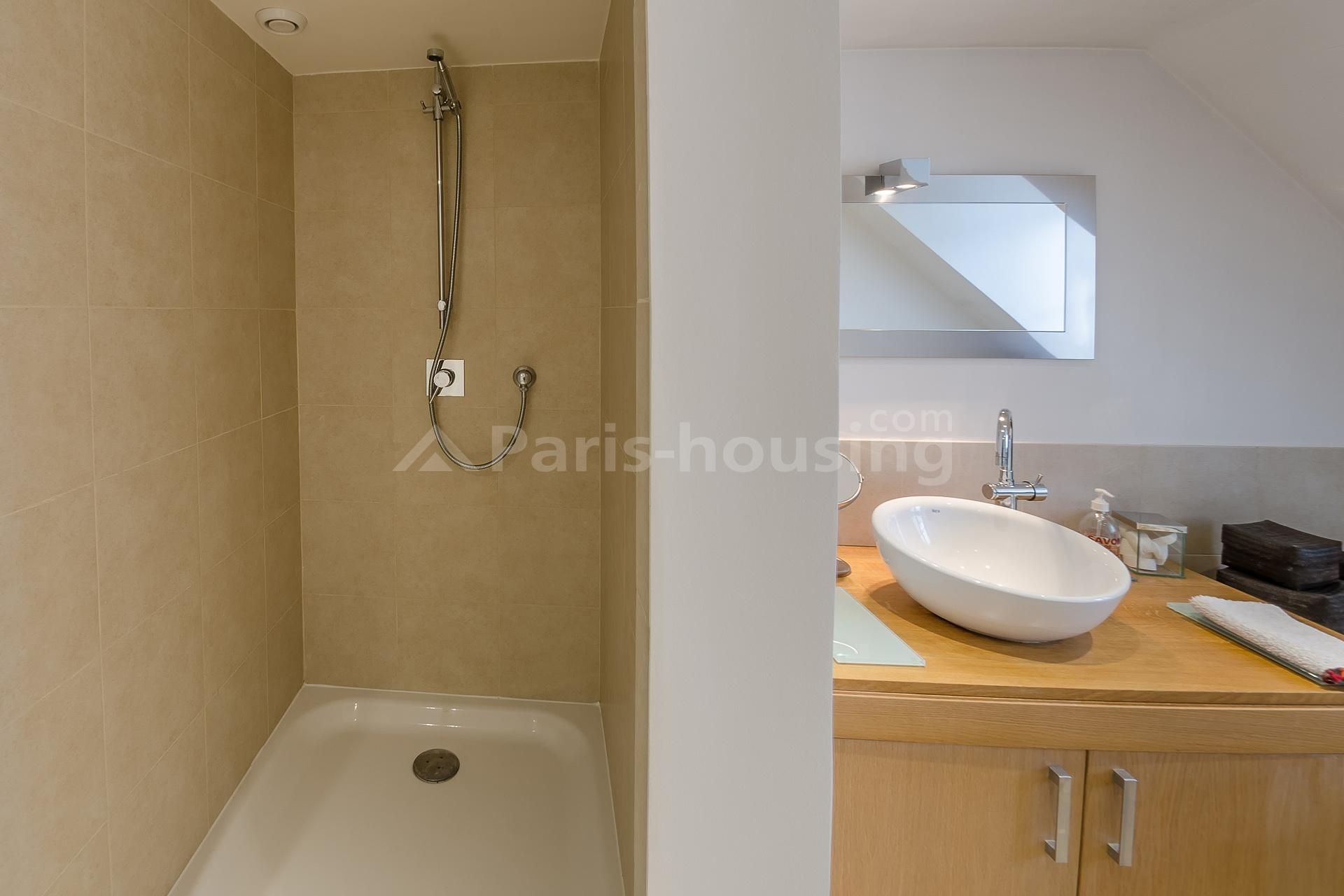 Apartment for rent furnished, Paris 2ème, 3 bedrooms, 121.79m2 - Ref: 160069 - Paris-housing - Image 16