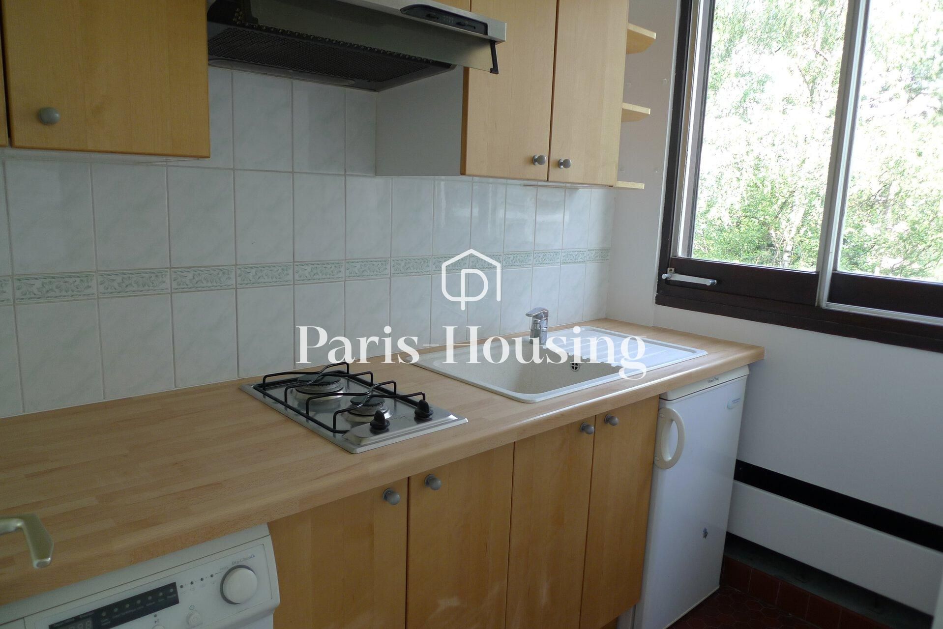 Location studio vide, Paris 15ème, 1 pièce, 31.3m2 - Ref: 160072 - Paris-housing - Image 3