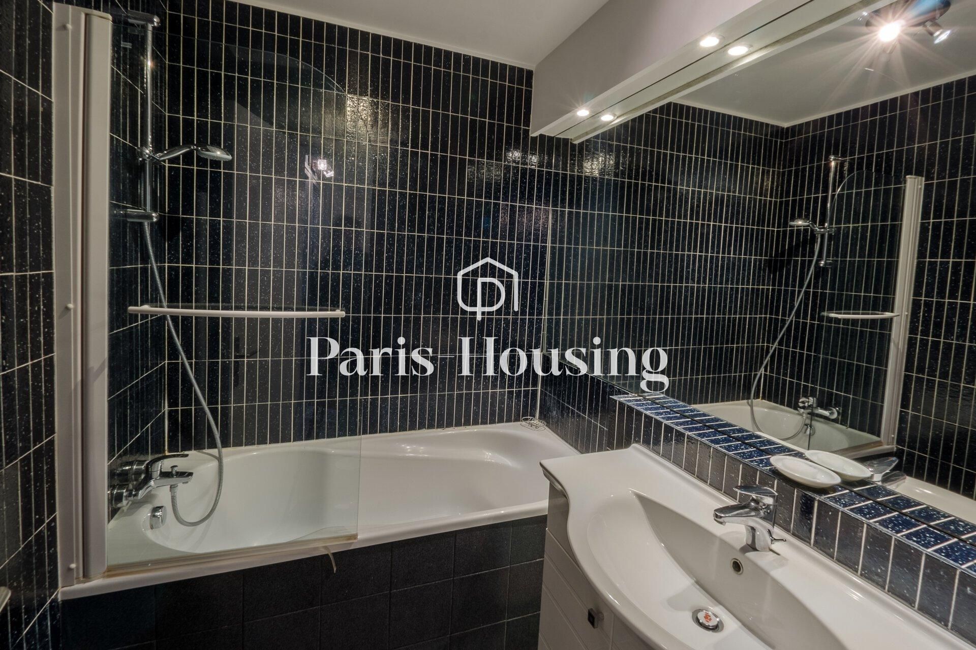 Apartment for rent furnished, Paris 16ème, 2 bedrooms, 67m2 - Ref: 160086 - Paris-housing - Image 12