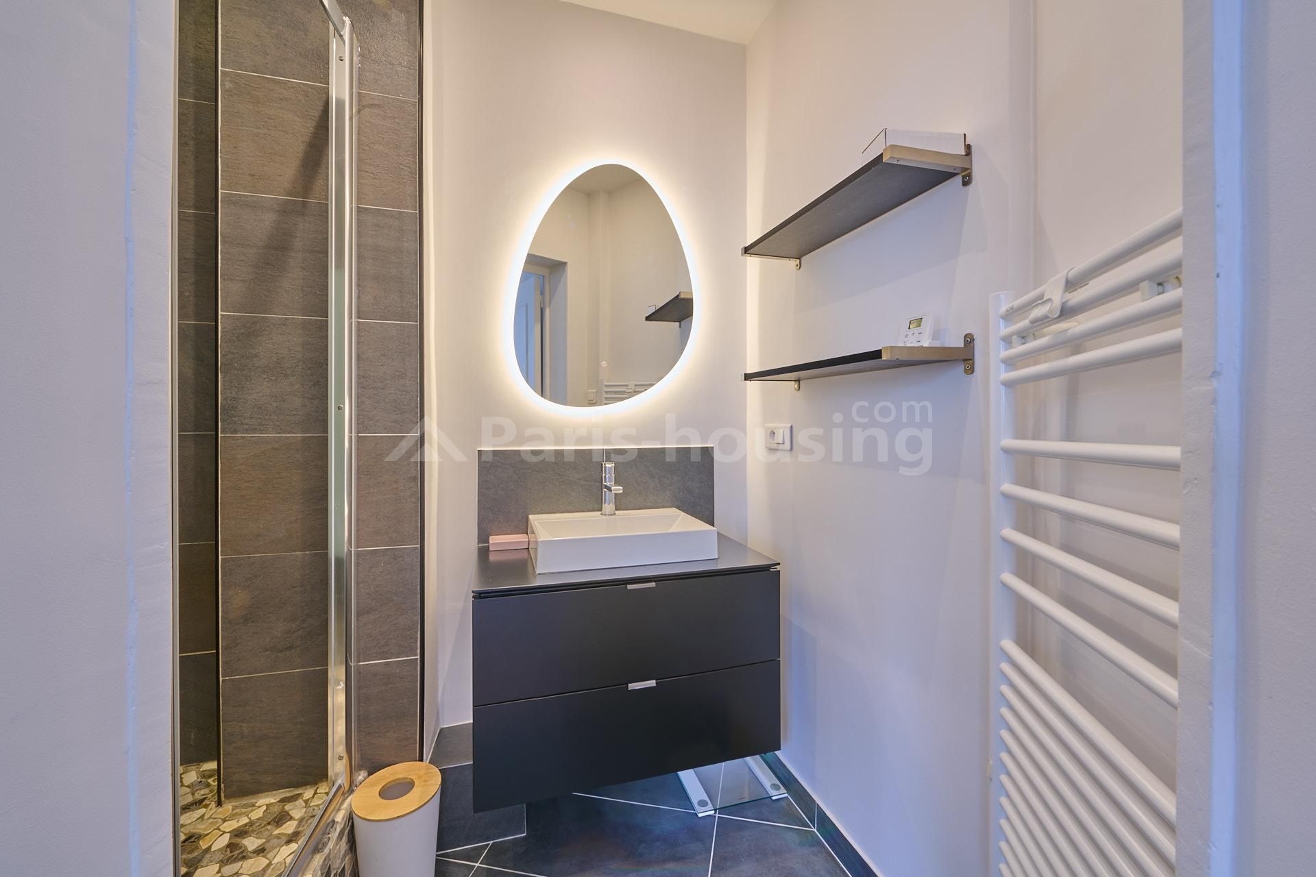 Apartment for rent furnished, Paris 18ème, 1 bedroom, 50.6m2 - Ref: 160096 - Paris-housing - Image 8