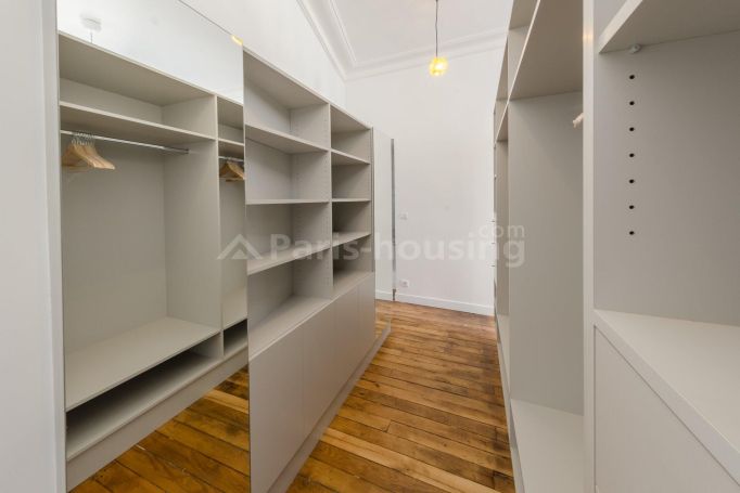 Rue Saint André des Arts - Paris 6ème Luxembourg - Monnaie