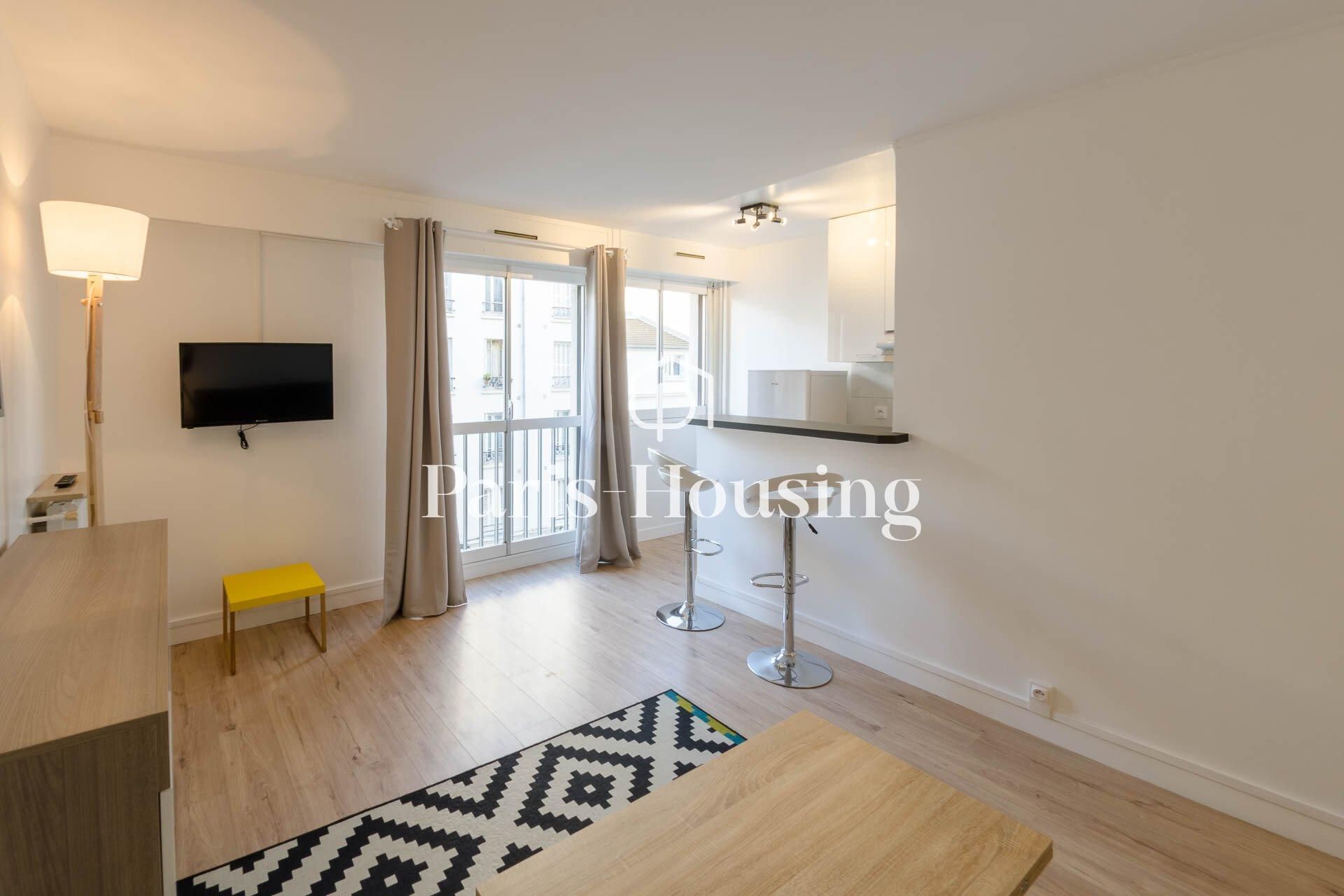 Location studio meublé, Paris 15ème, 1 pièce, 27.6m2 - Ref: 170141 - Paris-housing - Image 3