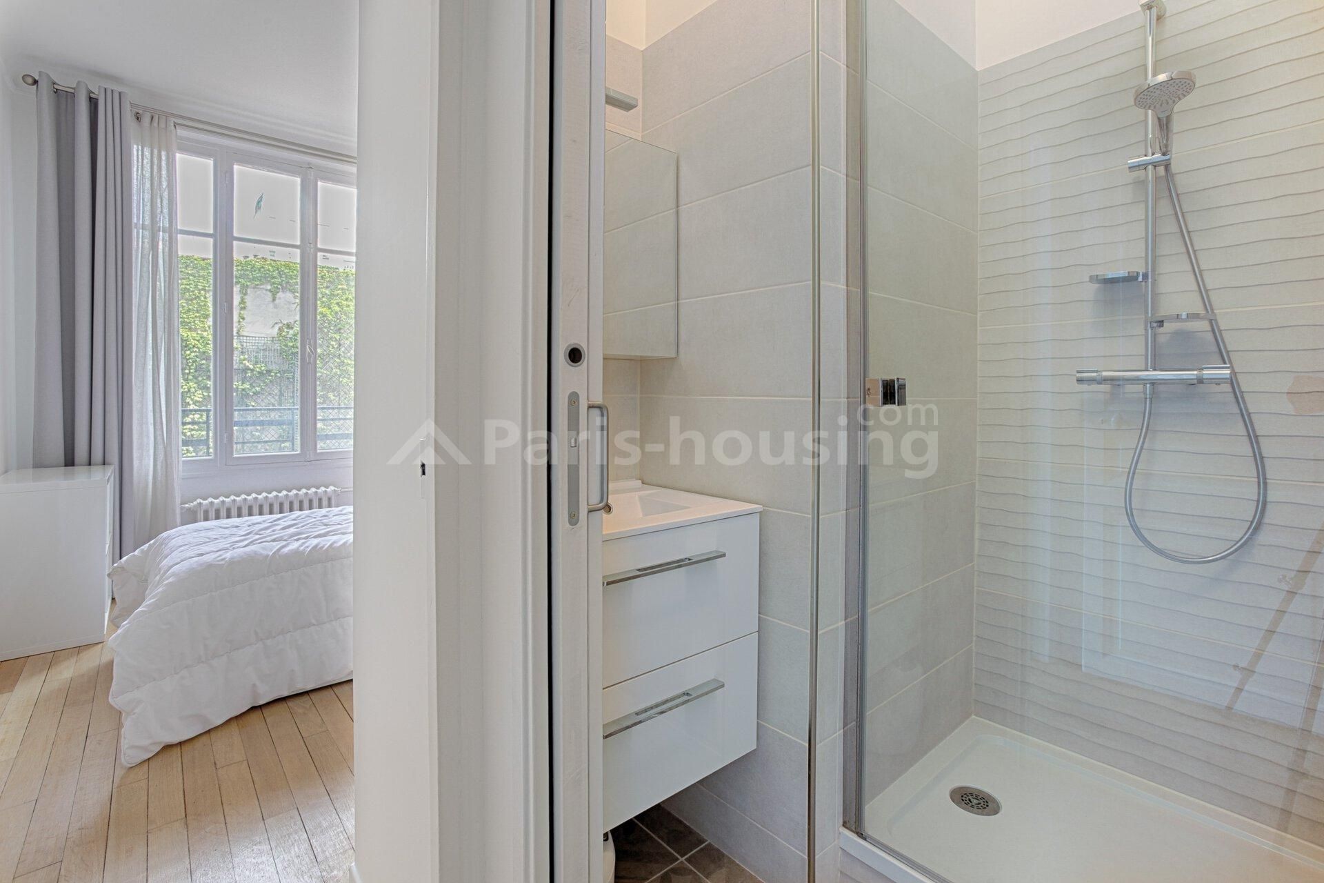 Apartment for rent furnished, Paris 6ème, 3 bedrooms, 136m2 - Ref: 170142 - Paris-housing - Image 11