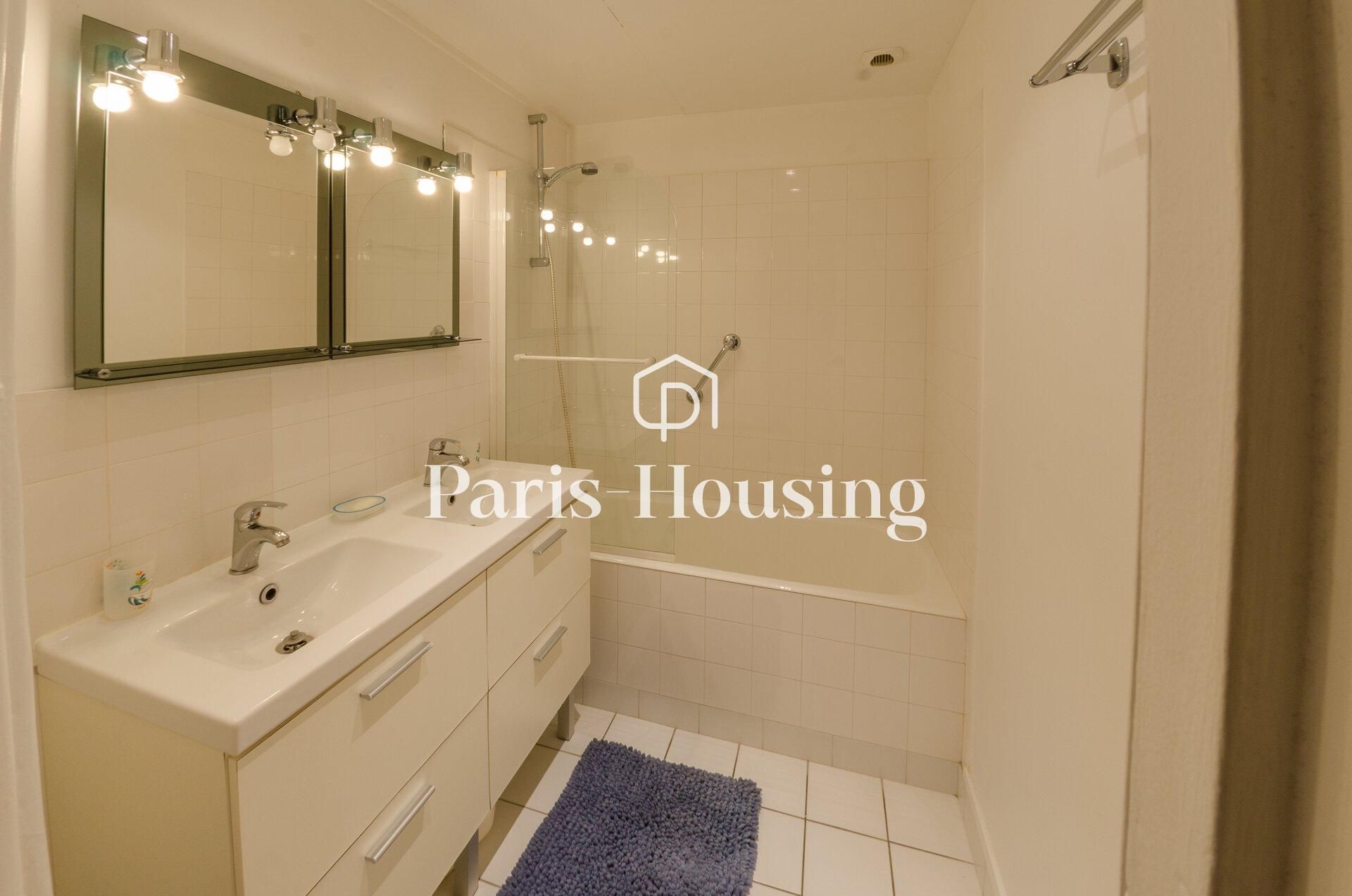 Location appartement meublé, Paris 7ème, 4 pièces, 80m2 - Ref: 170148 - Paris-housing - Image 12