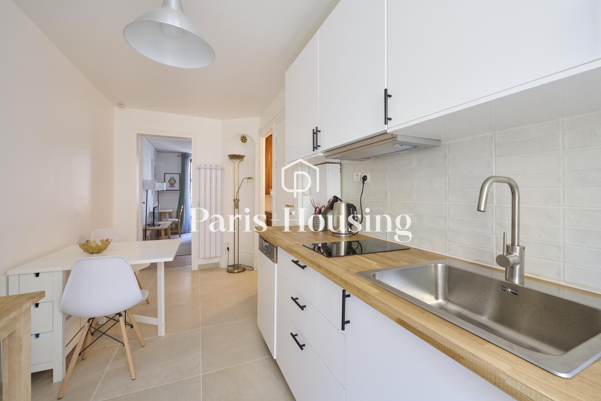 Location appartement meublé, Paris 7ème, 2 pièces, 47.27m2 - Ref: 170154 - Paris-housing - Image 4