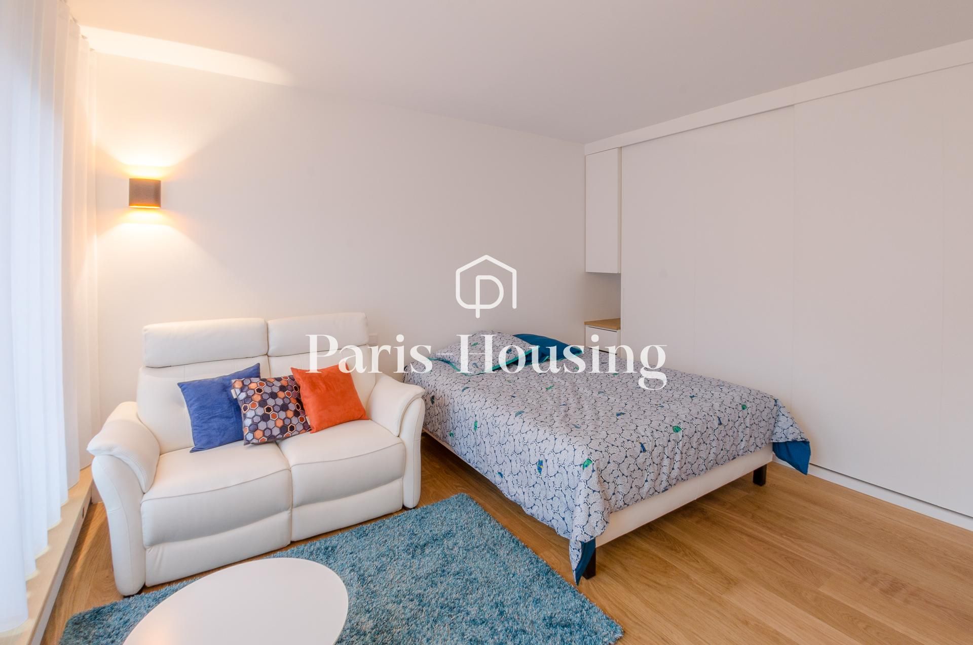 Location studio meublé, Paris 16ème, 1 pièce, 28.31m2 - Ref: 170156 - Paris-housing - Image 2