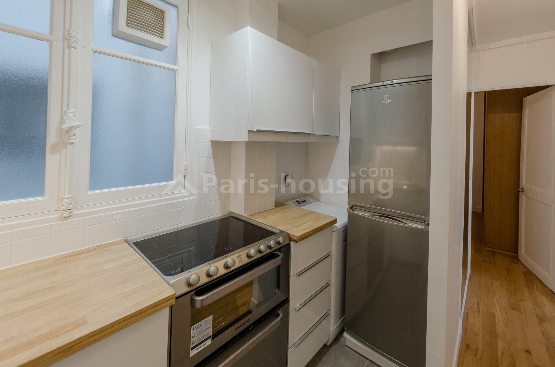 Location appartement vide, Paris 11ème, 2 pièces, 36m2 - Ref: 170157 - Paris-housing - Image 3