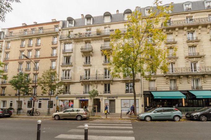 Avenue Felix Faure - Paris 15ème Vaugirard - Citroën - Boucicaut