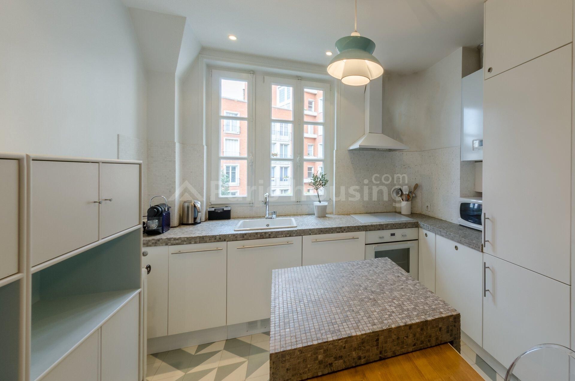 Location appartement meublé, Paris 15ème, 3 pièces, 69.5m2 - Ref: 170161 - Paris-housing - Image 5