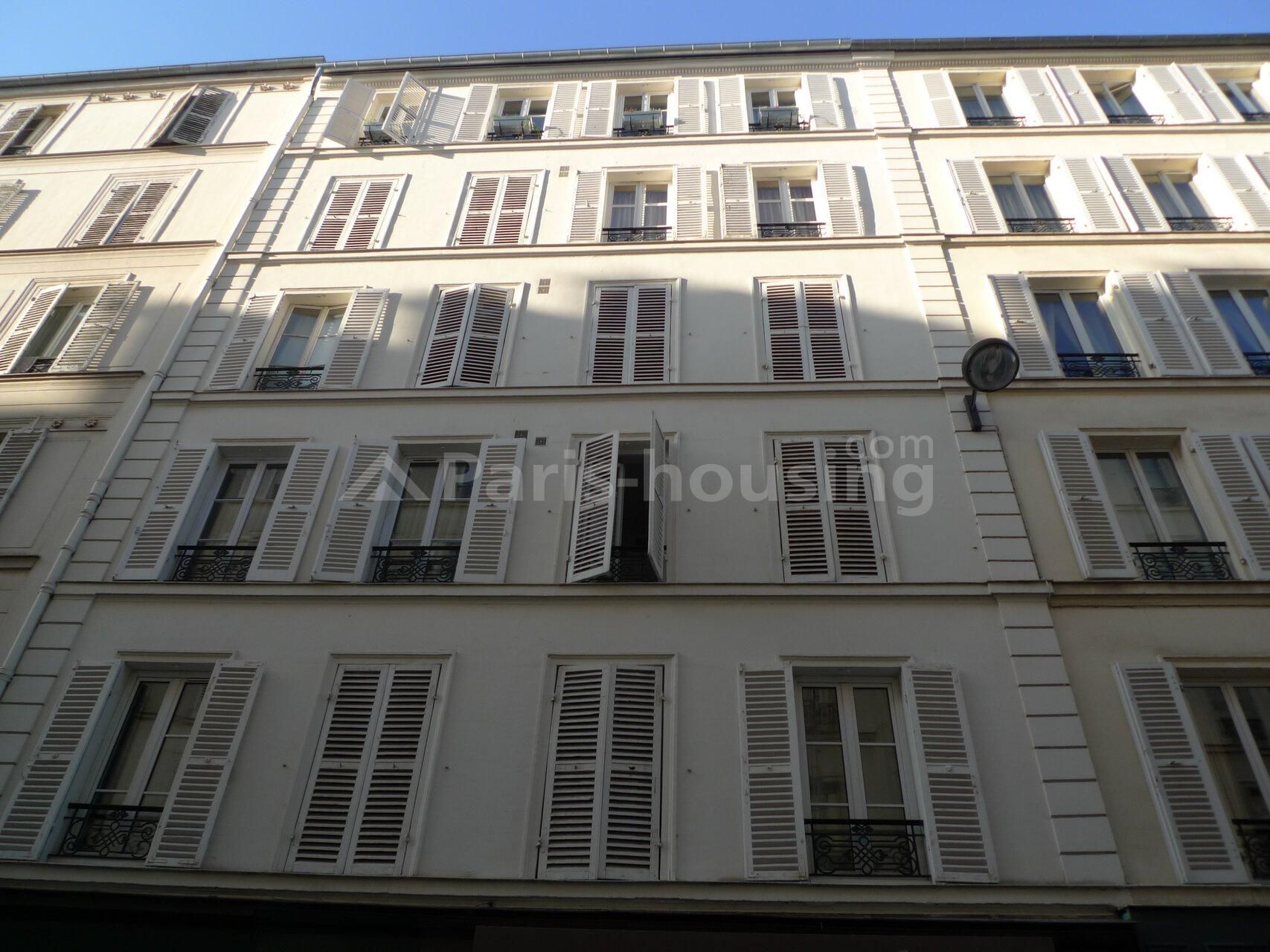 Studio for sale, Paris 7ème, 1 room, 9.41m2 - Ref: 170165 - Paris-housing - Image 1